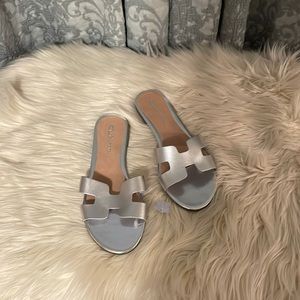 Chinese laundry new sandals